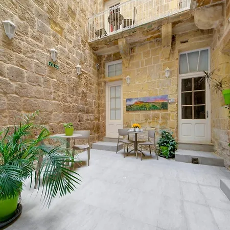 Valletta Tritoni Harbour House Apartments *