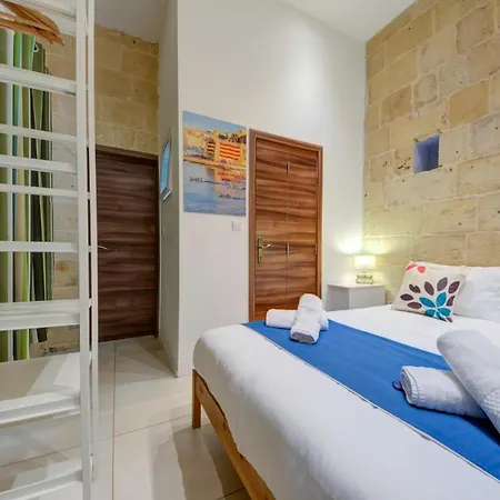 Valletta Tritoni Harbour House Apartments *
